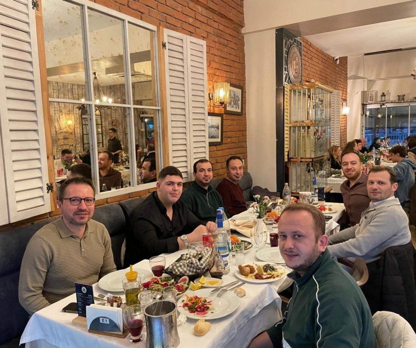 Hidropar İzmir Yeni Yıl Yemeği